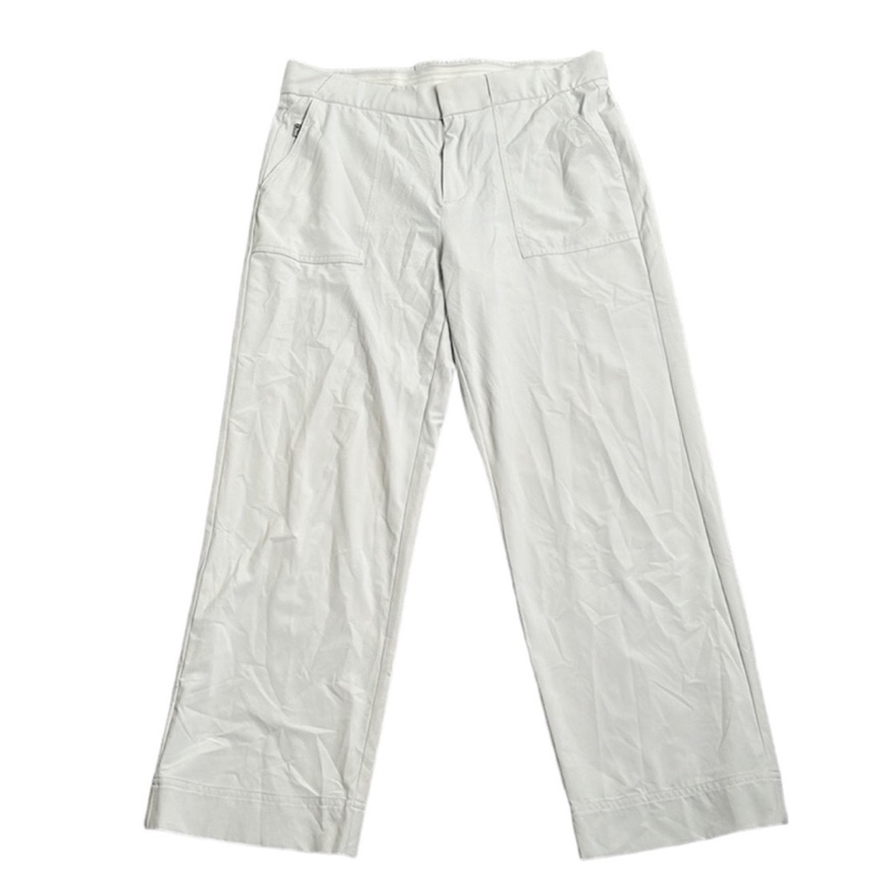 Athleta cream light gray paint size 8